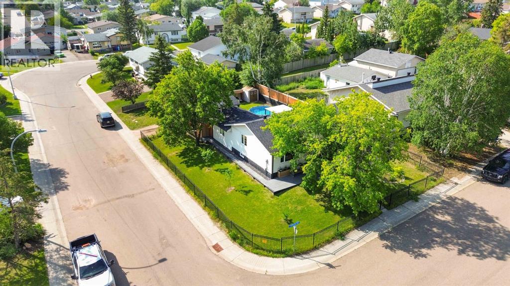 Photo 27 of 101 Simpson Way, Fort Mcmurray AB