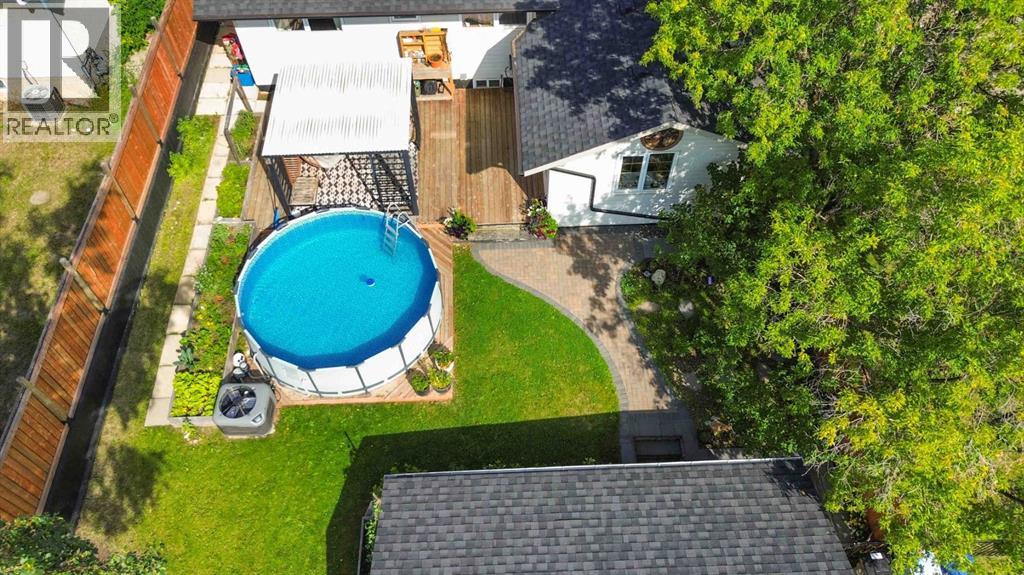 Photo 2 of 101 Simpson Way, Fort Mcmurray AB