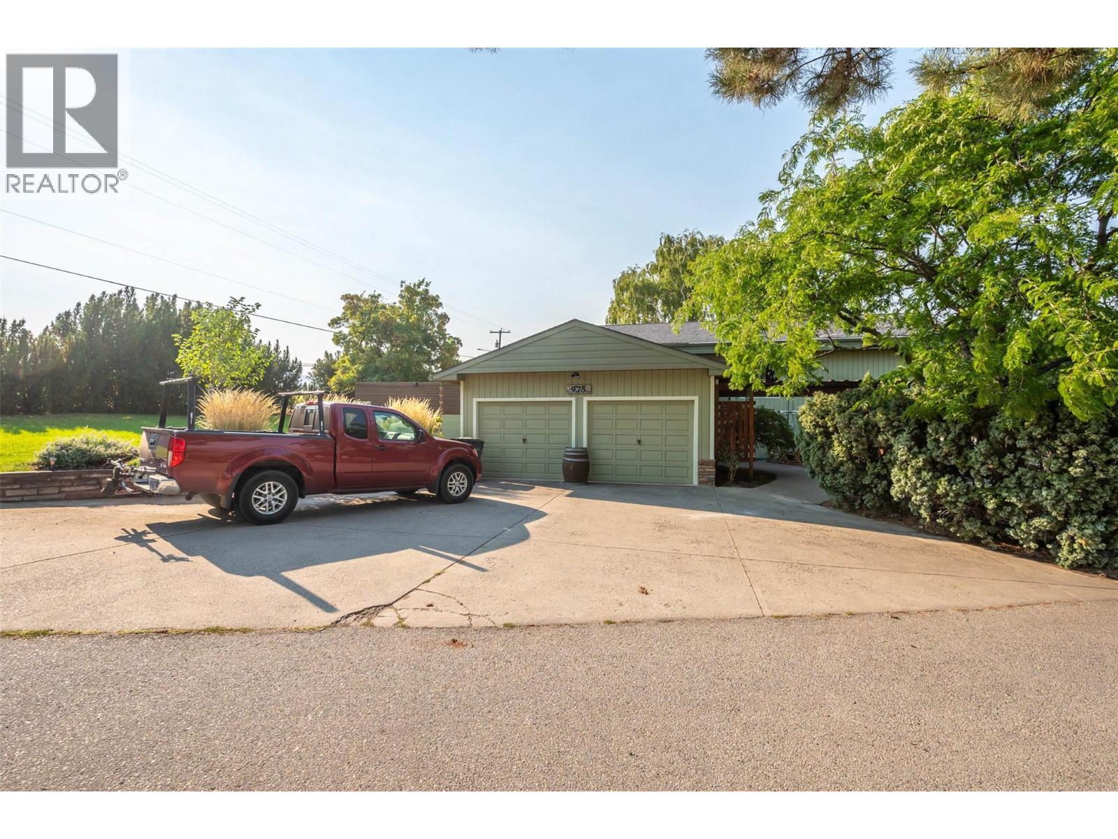 Photo 75 of 975 Heron Court, Oliver BC