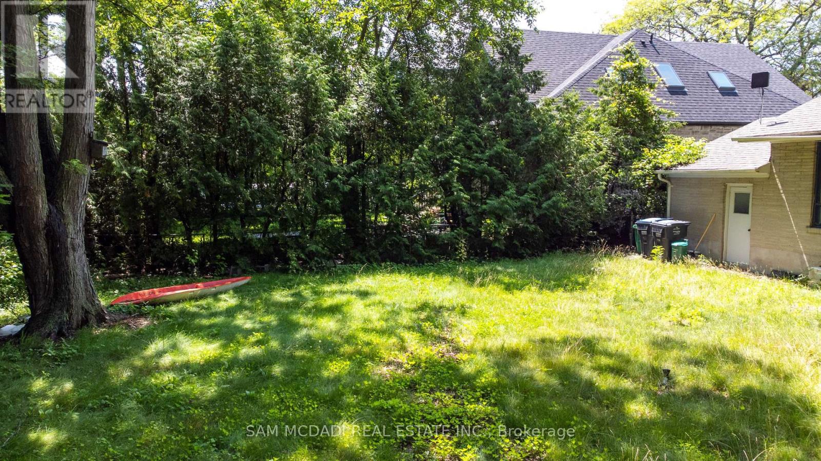 Photo 29 of 1302 Martley Drive, Mississauga ON