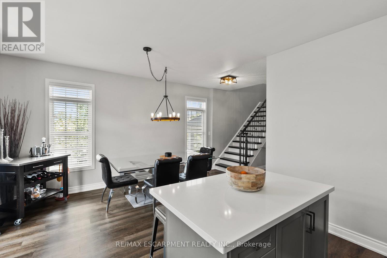 Photo 16 of 22 4823 Thomas Alton Boulevard, Burlington ON
