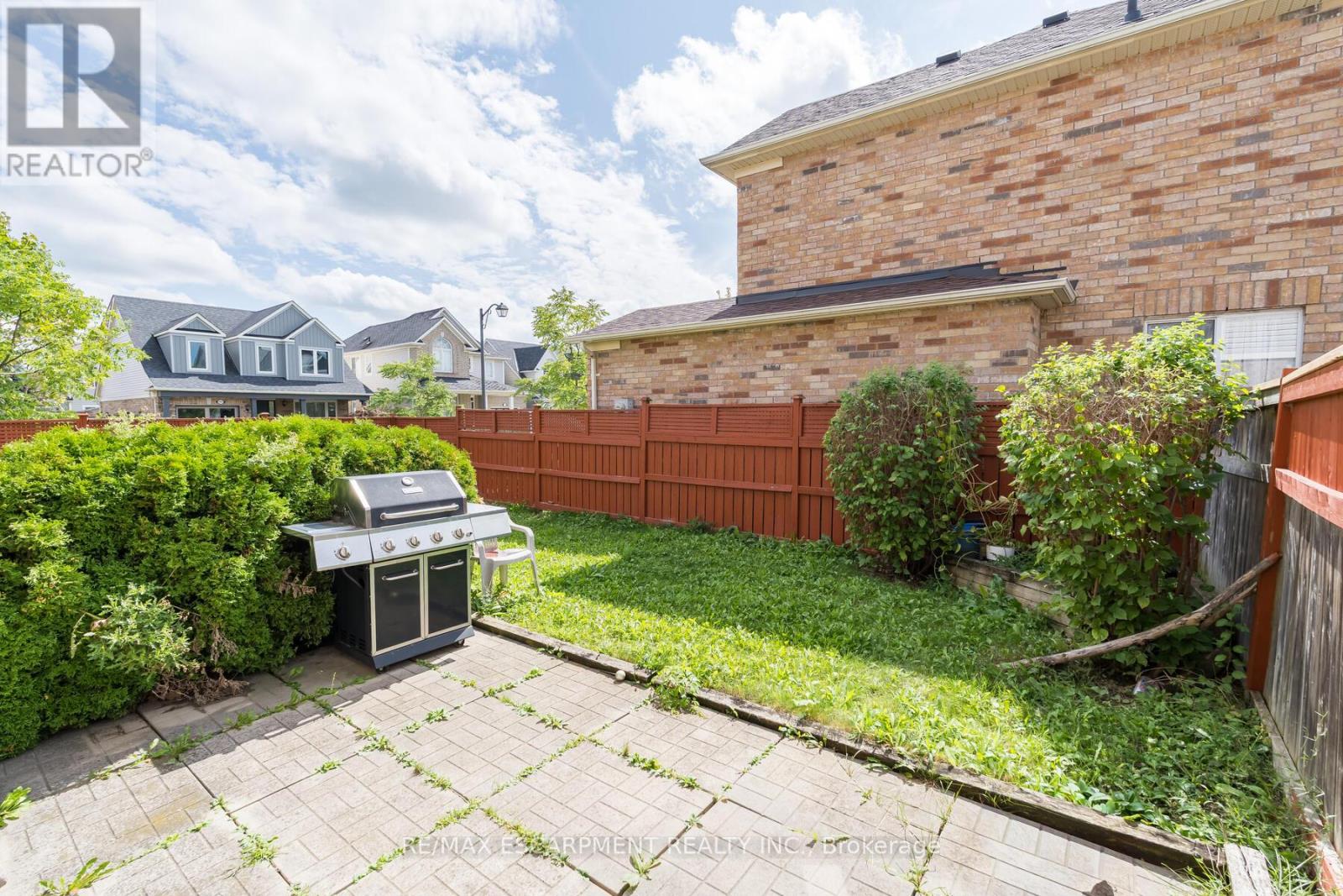 Photo 41 of 673 Bennett Boulevard, Milton ON