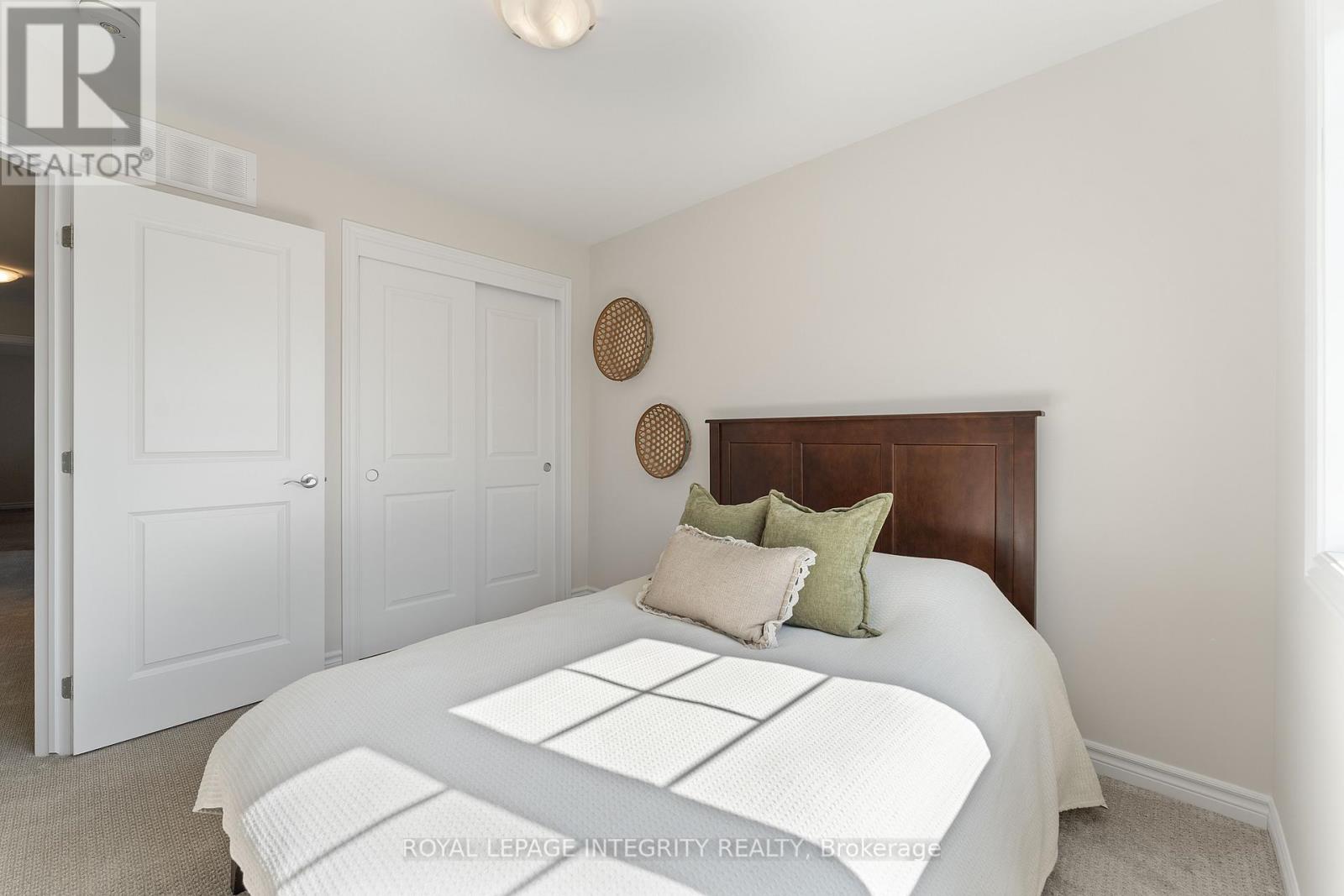 Photo 19 of 508 Escapade Private, Ottawa ON