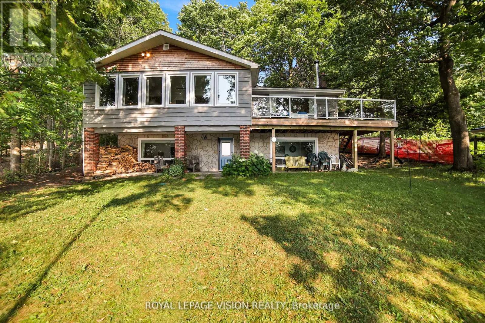 Photo 3 of 197 Lightning Point Road, Kawartha Lakes ON