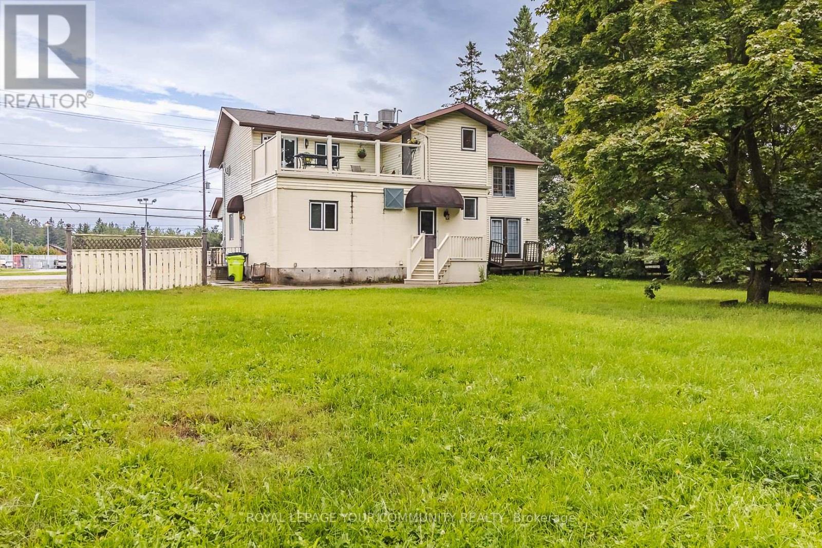 Photo 12 of 920 Great Northern Road, Sault Ste Marie ON