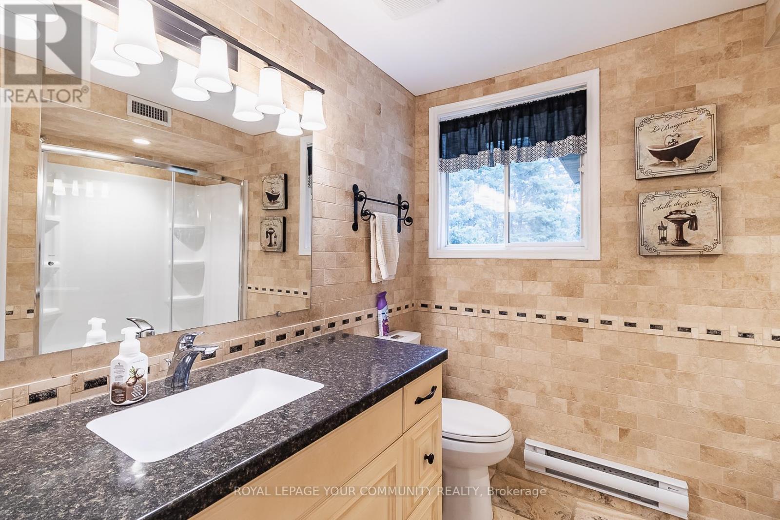 Photo 37 of 920 Great Northern Road, Sault Ste Marie ON