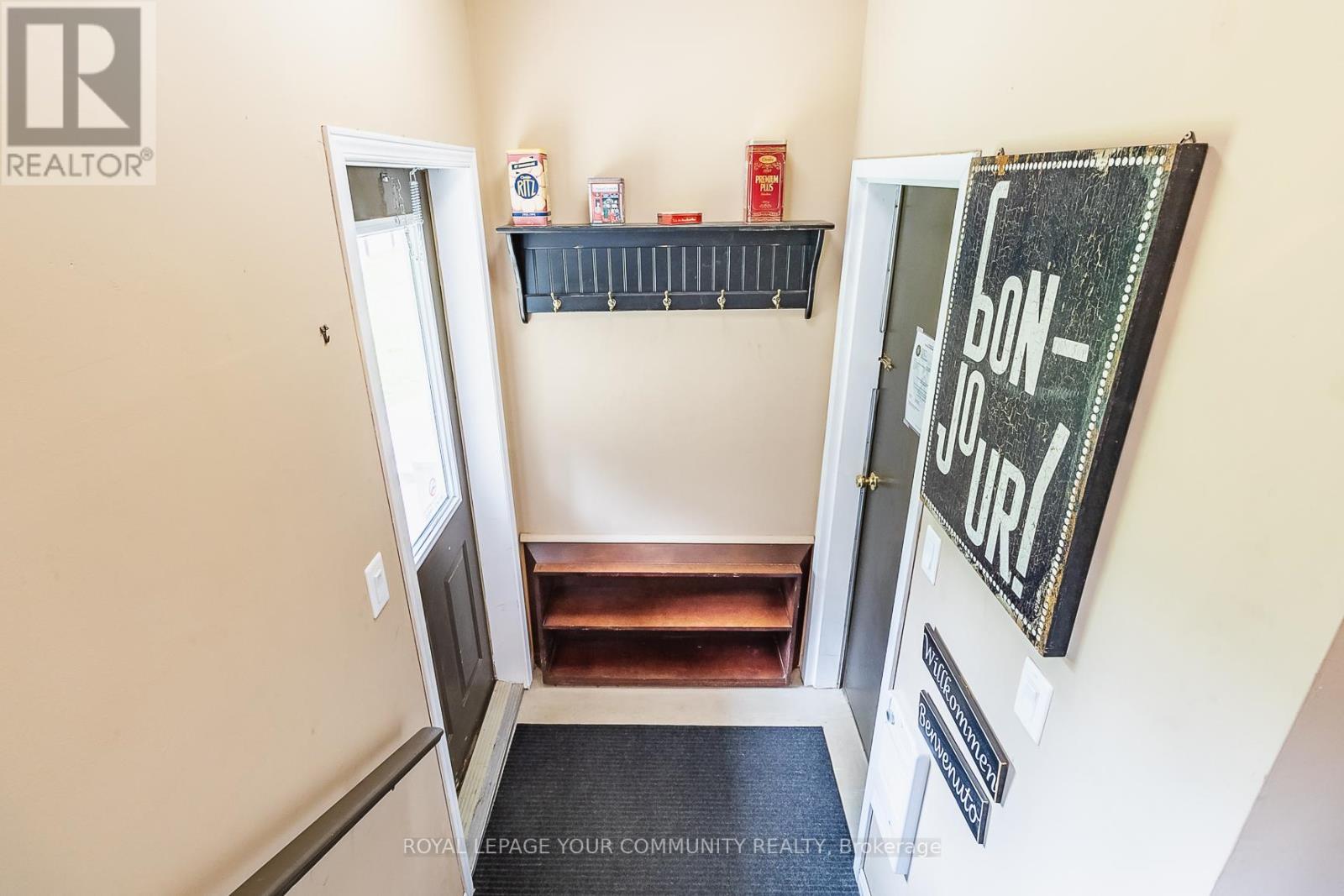 Photo 48 of 920 Great Northern Road, Sault Ste Marie ON