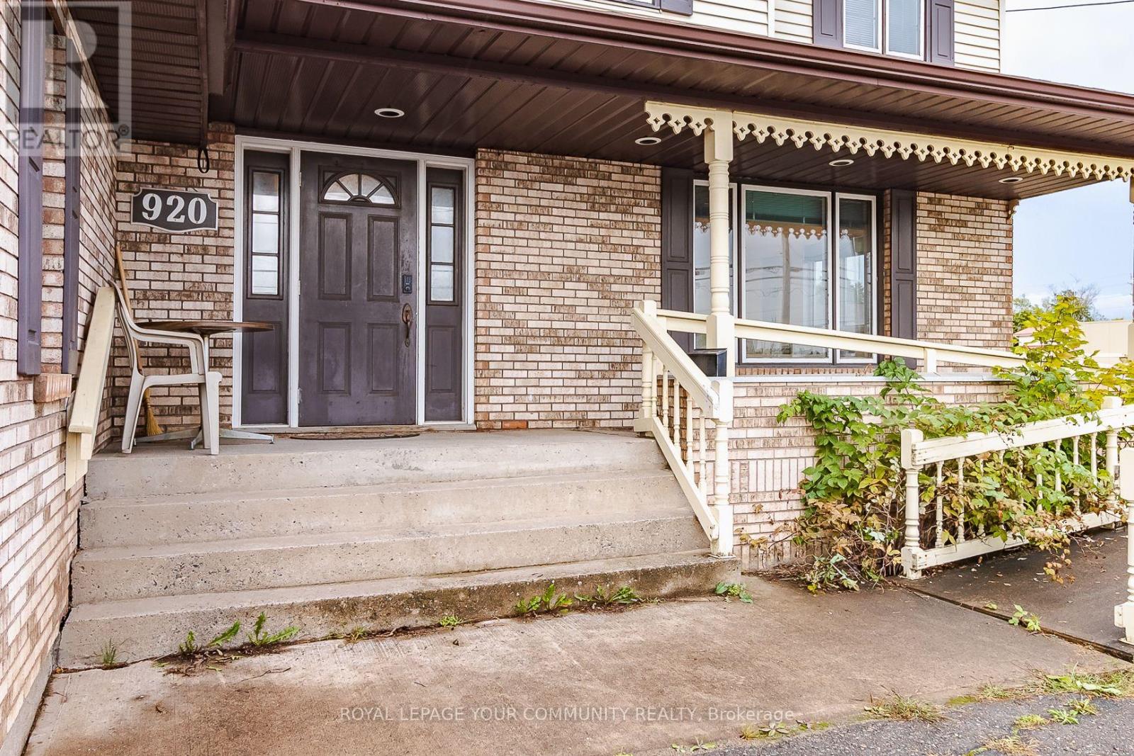 Photo 7 of 920 Great Northern Road, Sault Ste Marie ON