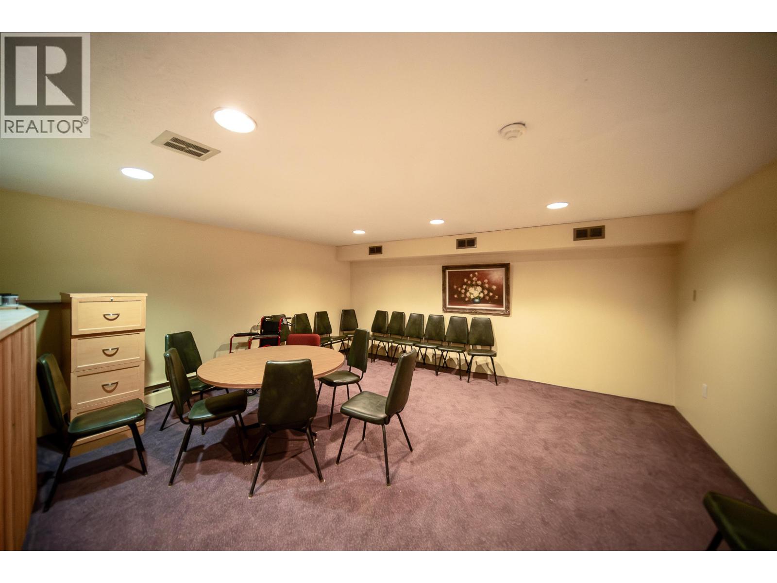 Photo 18 of 109 5340 Hastings Street, Burnaby BC