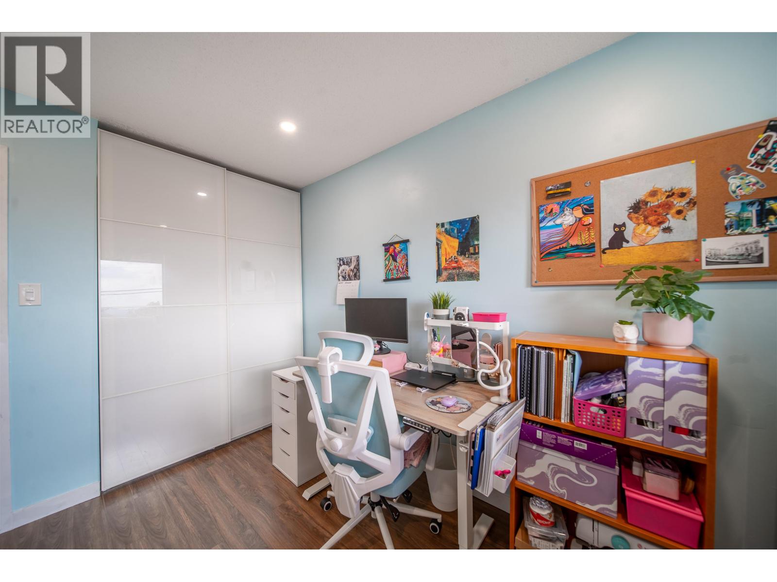 Photo 9 of 109 5340 Hastings Street, Burnaby BC