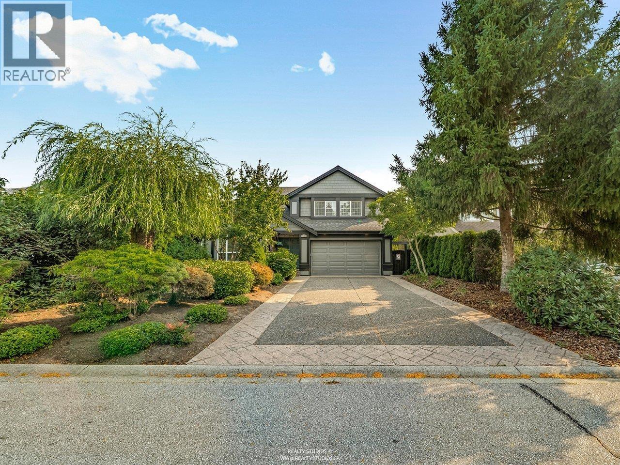 Photo 2 of 20498 122 B Avenue, Maple Ridge BC