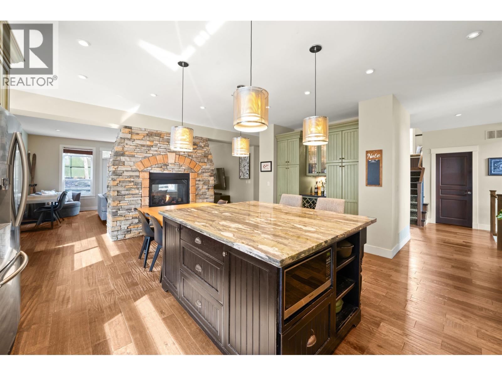 Photo 7 of 2867 Mclaren Court, Coquitlam BC