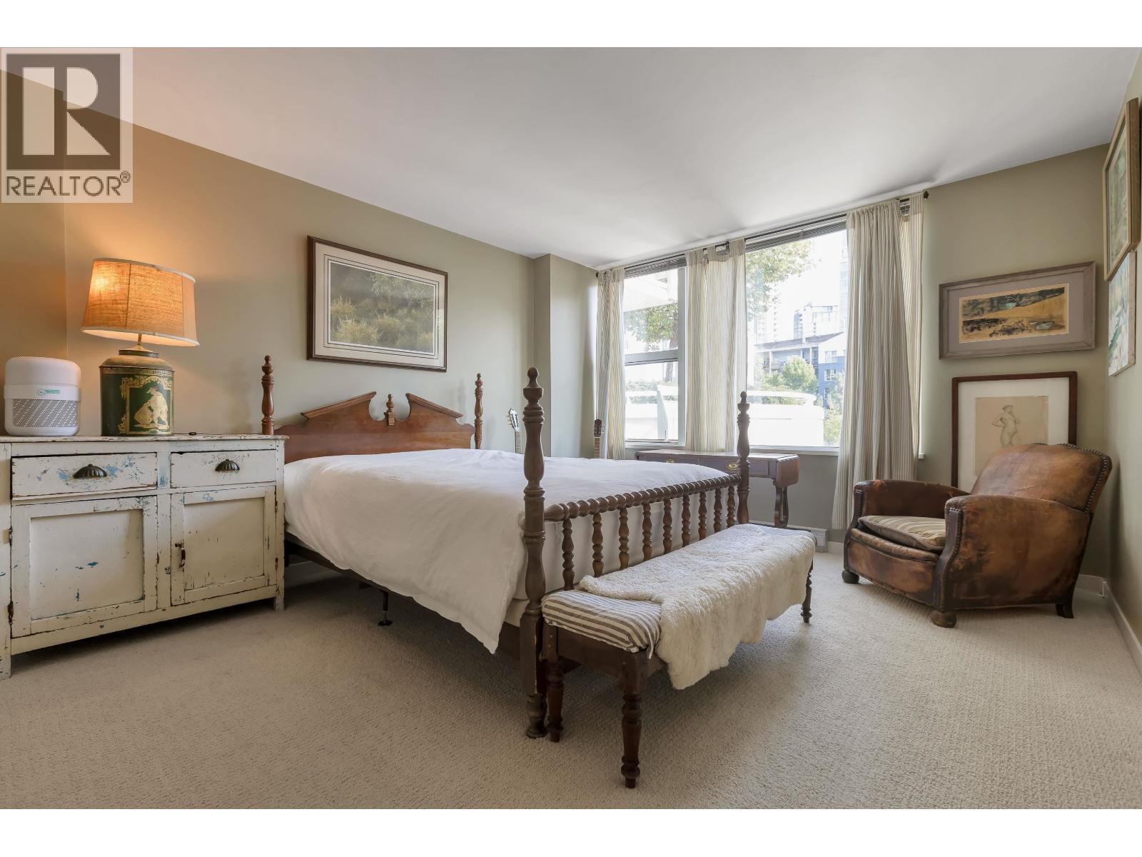 Photo 18 of 502 1501 Howe Street, Vancouver BC