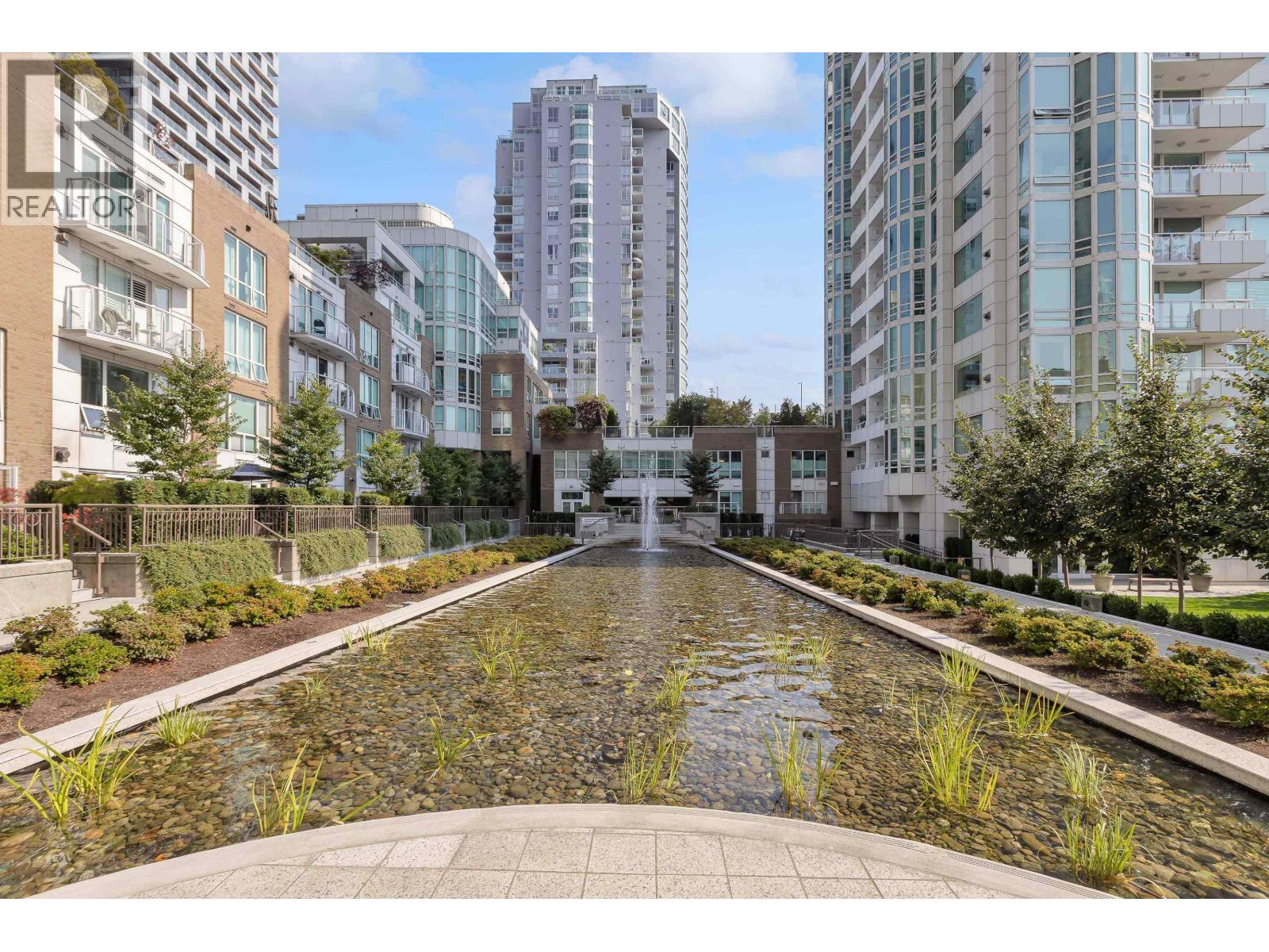 Photo 25 of 502 1501 Howe Street, Vancouver BC