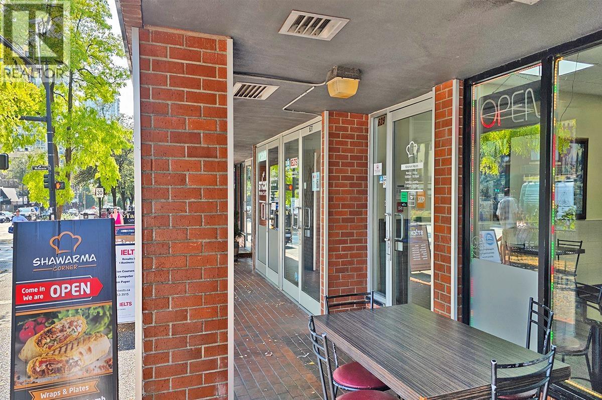 Photo 5 of 629 Columbia Street, New Westminster BC