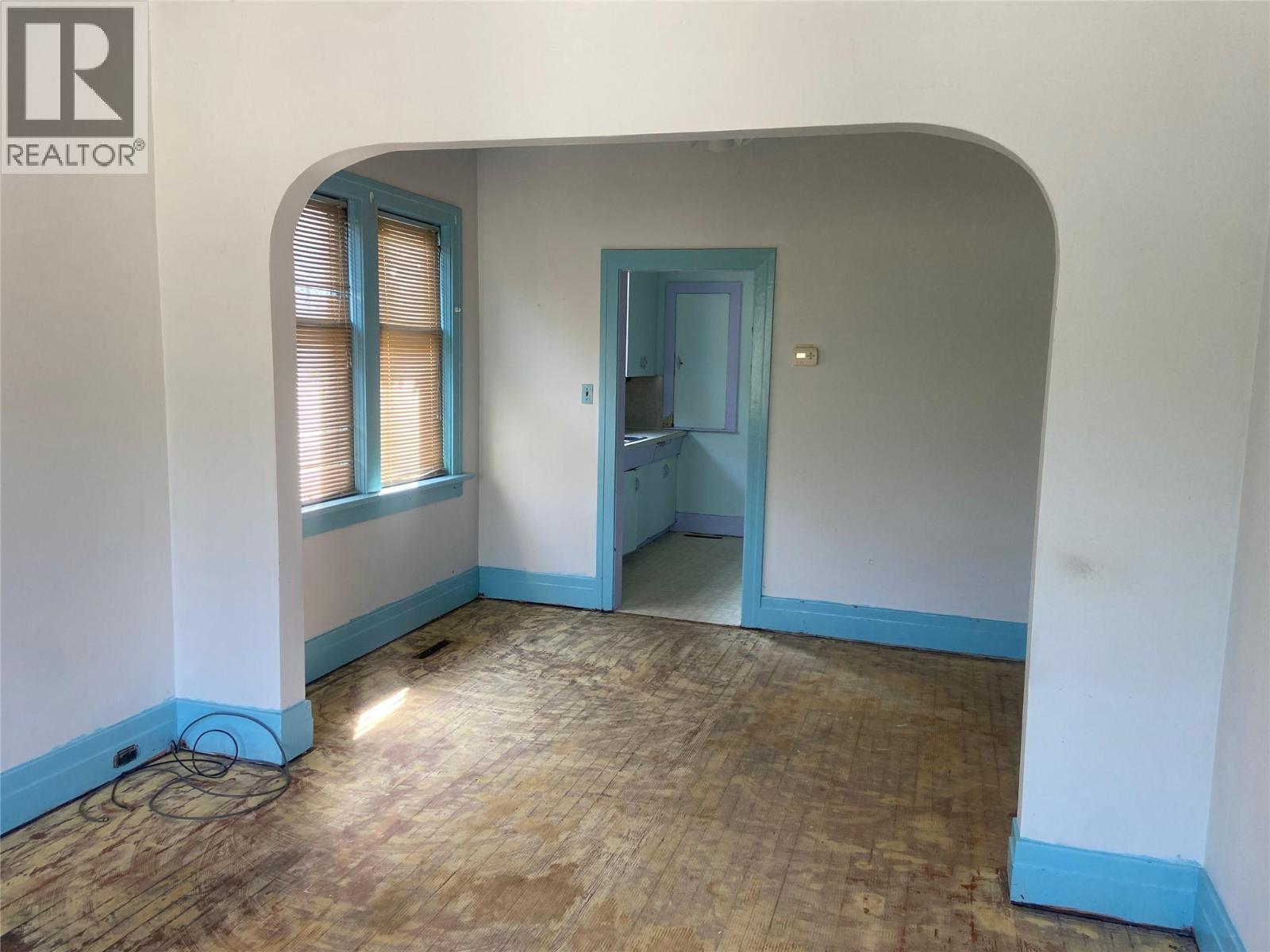 1410 Ravine Street, Trail