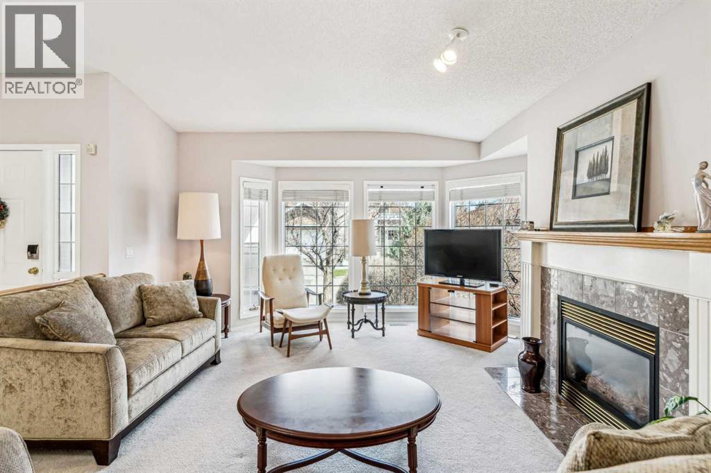 Photo 2 of 76 Christie Gardens Sw, Calgary AB