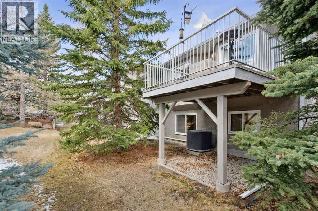 Photo 39 of 76 Christie Gardens Sw, Calgary AB