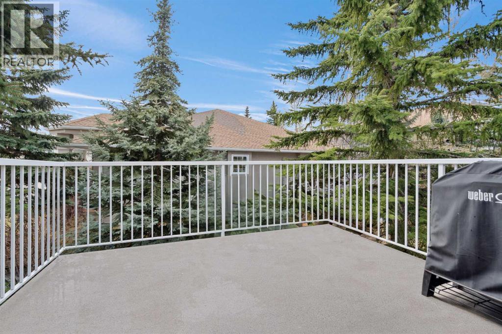 Photo 16 of 76 Christie Gardens Sw, Calgary AB