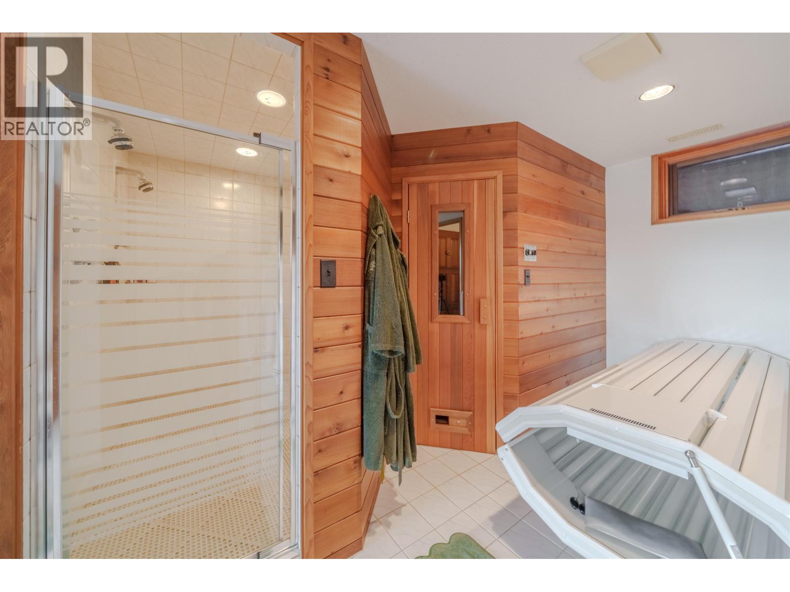 6342 NORTHSHORE DRIVE, Horse Lake
