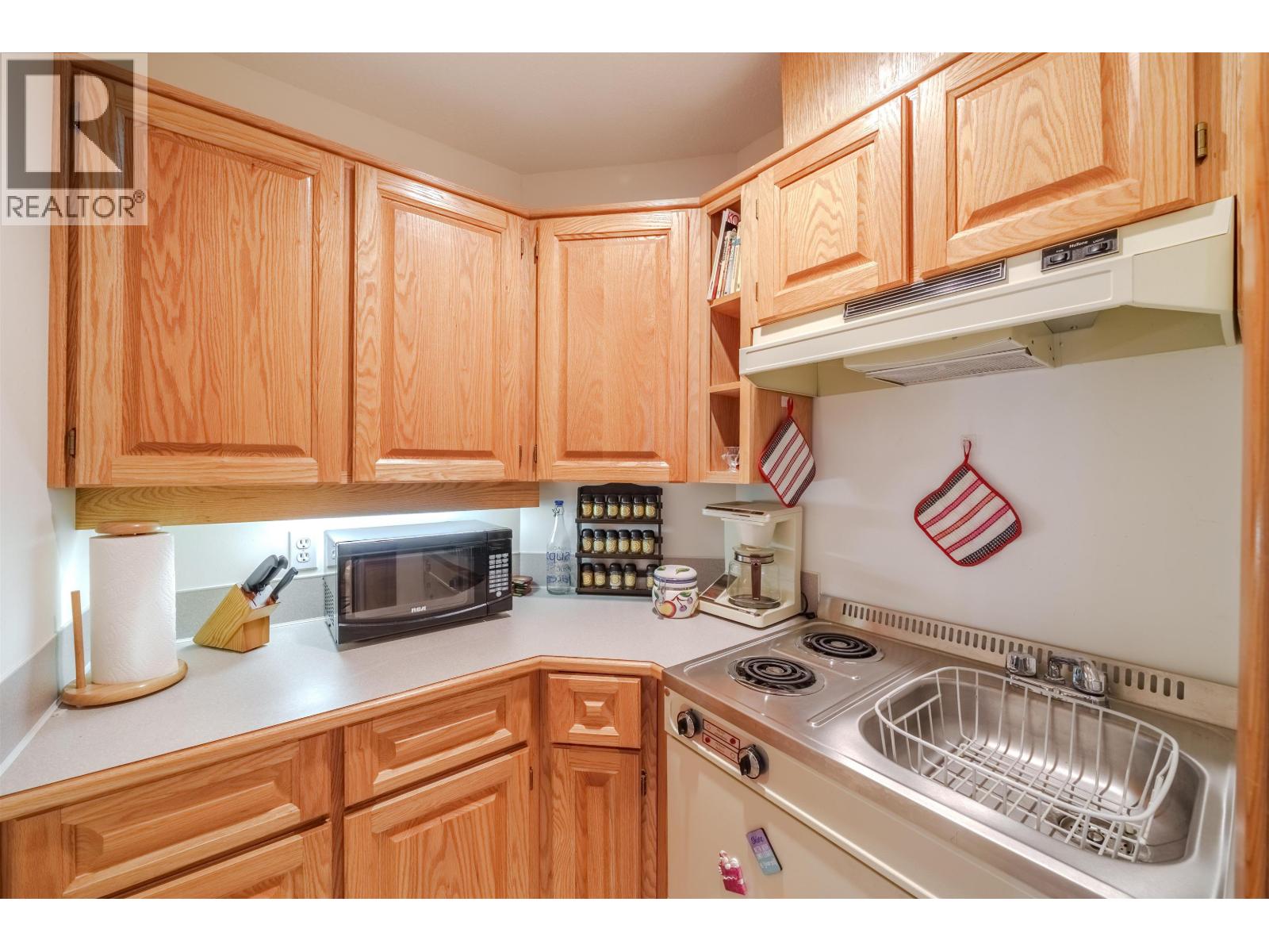6342 NORTHSHORE DRIVE, Horse Lake