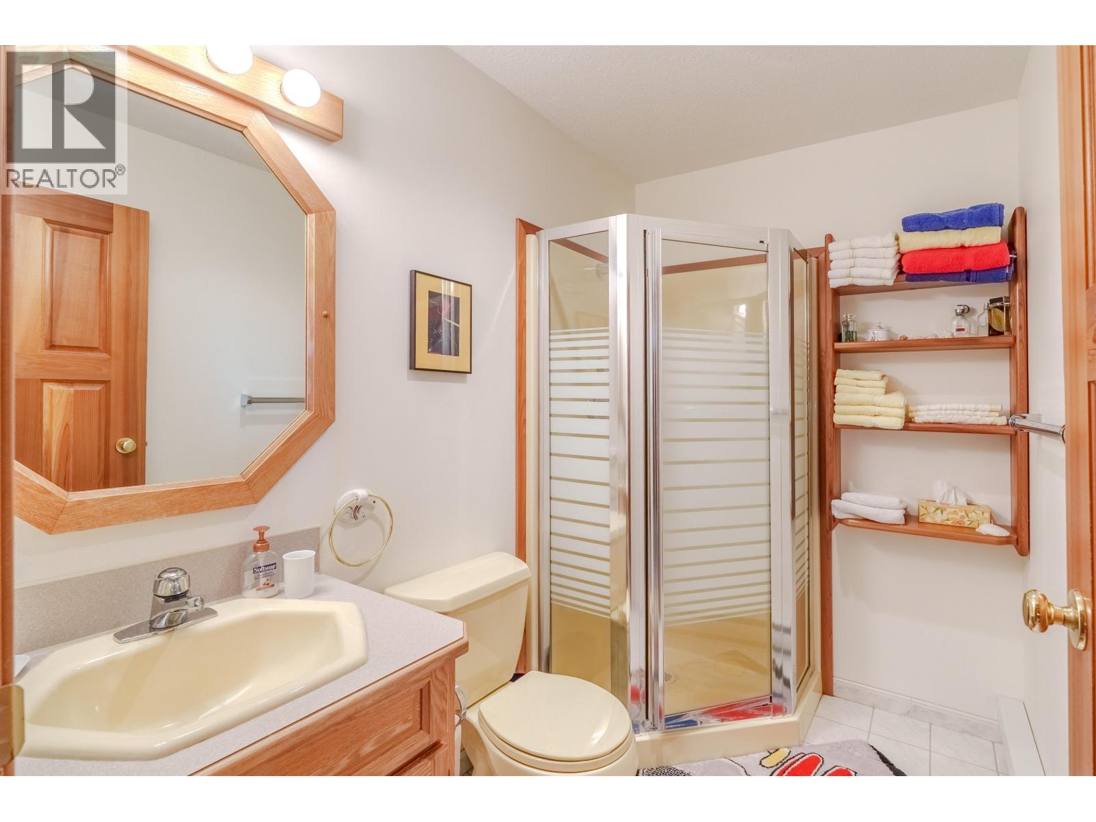 6342 NORTHSHORE DRIVE, Horse Lake