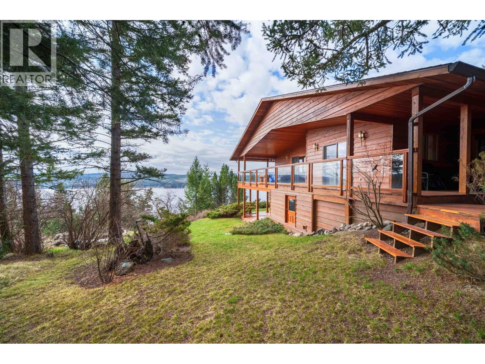 6342 NORTHSHORE DRIVE, Horse Lake