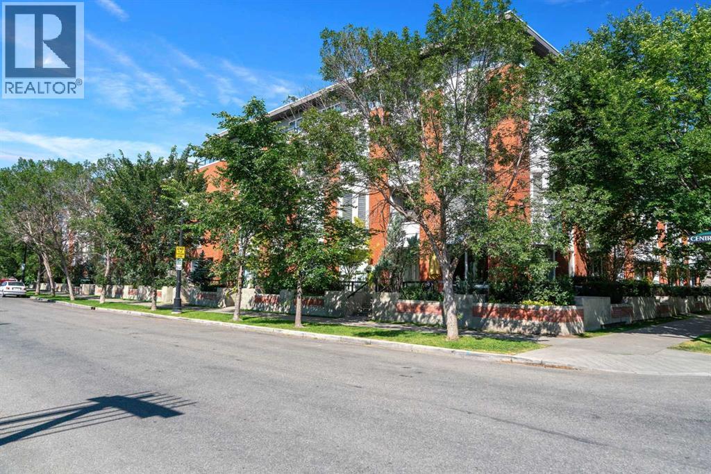 Photo 1 of 301 880 Centre Avenue Ne, Calgary AB