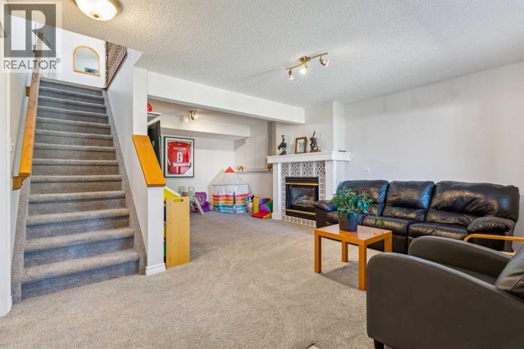 Photo 33 of 179 Hidden Spring Close Nw, Calgary AB