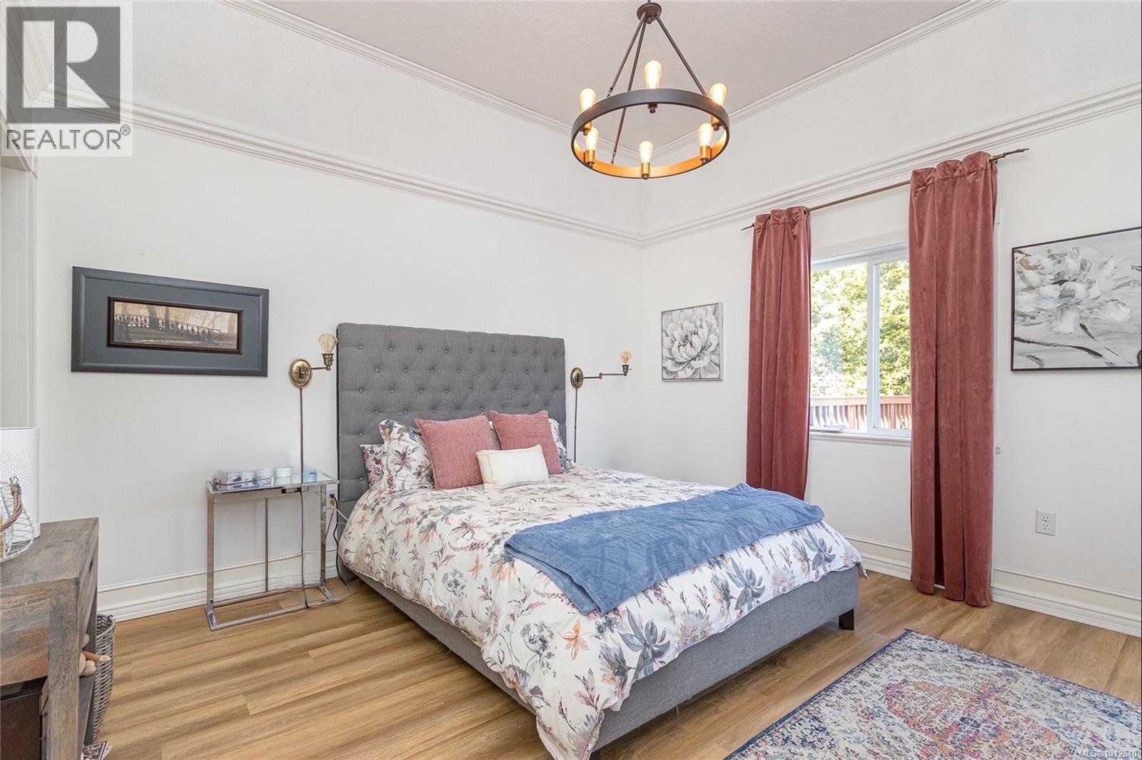 Photo 14 of 3074 Colquitz Ave, Saanich BC