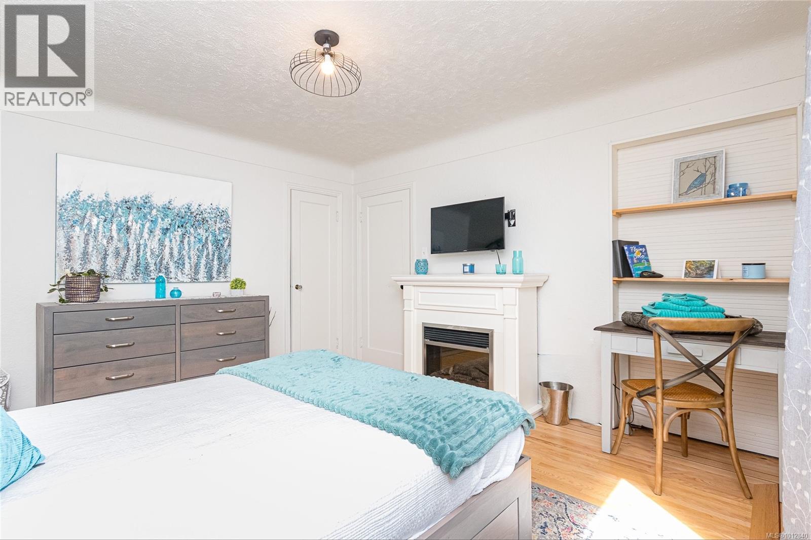 Photo 18 of 3074 Colquitz Ave, Saanich BC