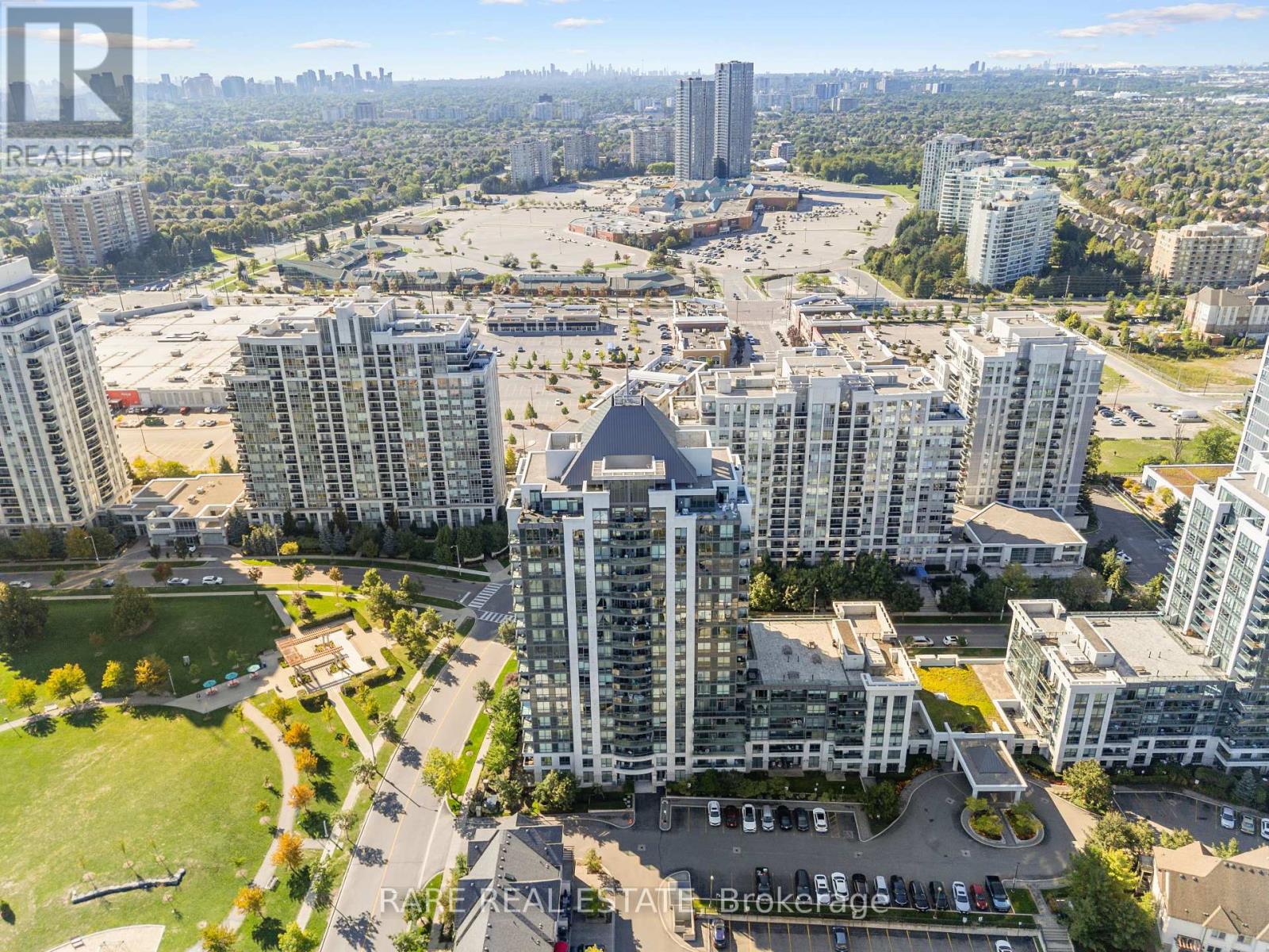 Photo 23 of 908 20 North Park Road, Vaughan ON