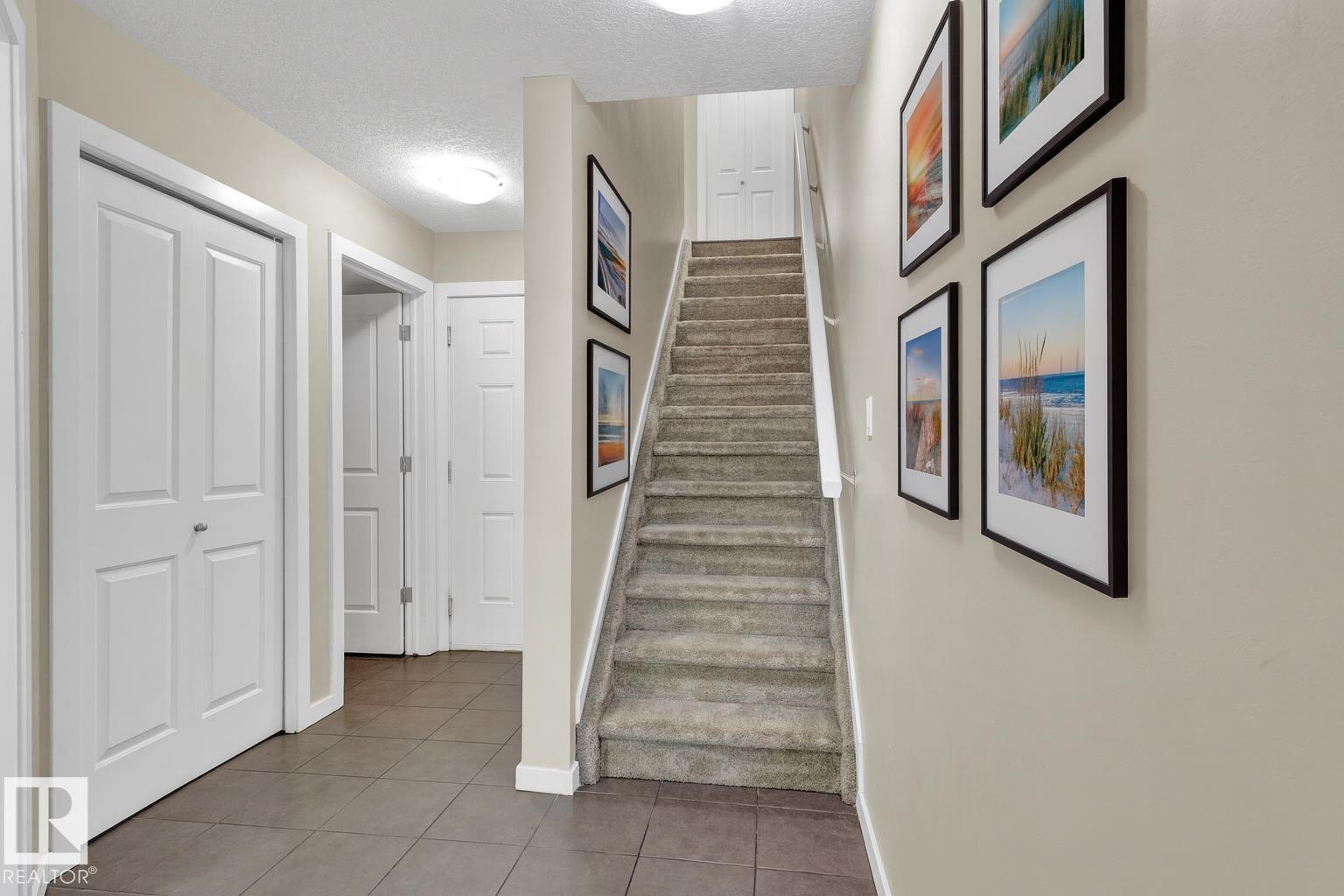 Photo 3 of 50 9515 160 Av Nw, Edmonton AB