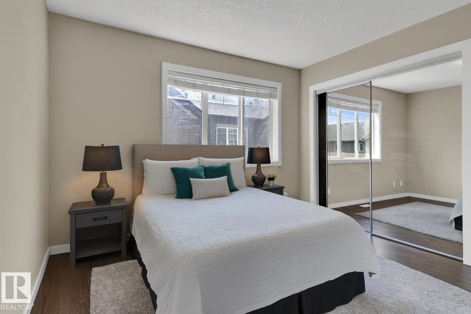 Photo 8 of 50 9515 160 Av Nw, Edmonton AB