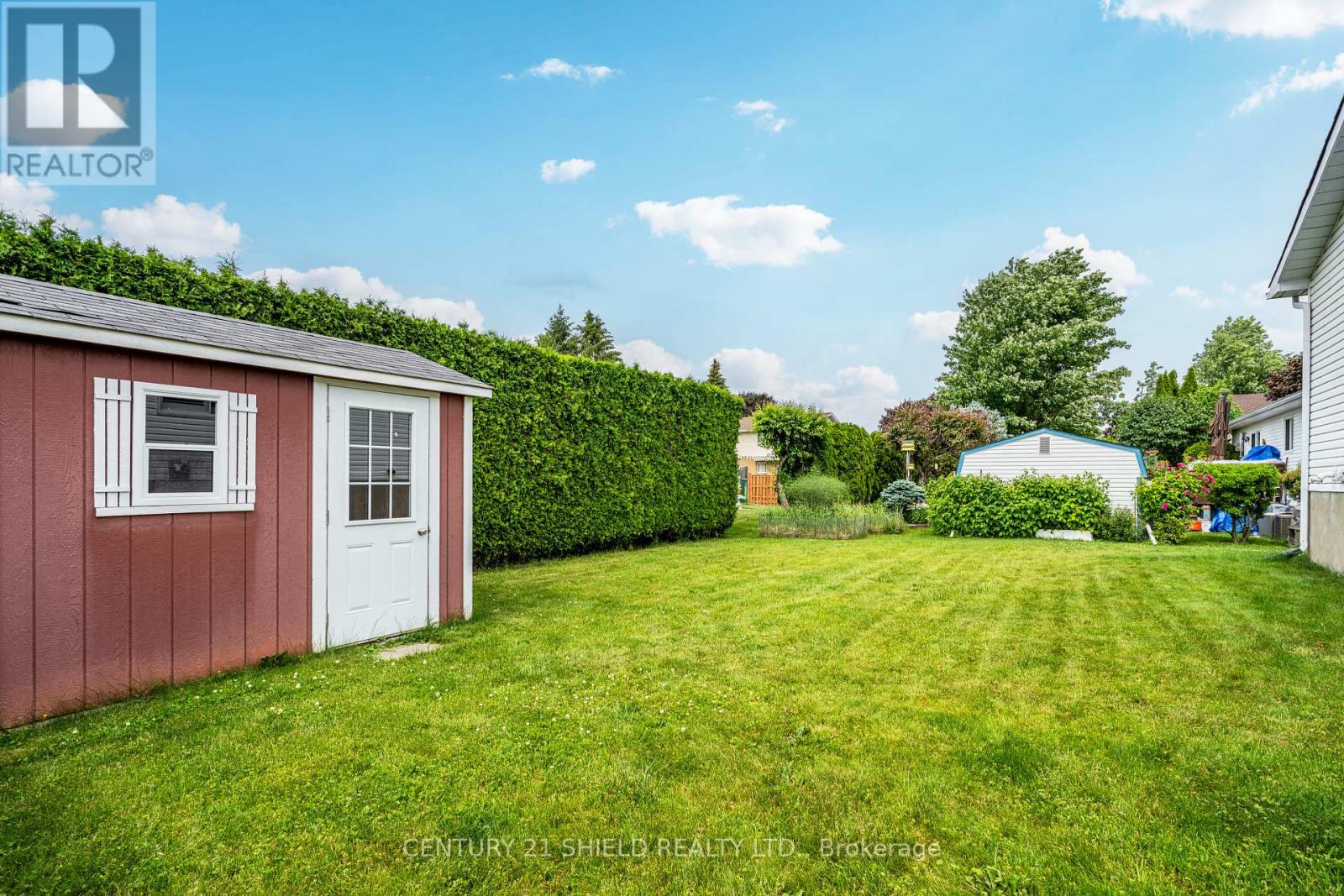 Photo 12 of 1861 Belvedere Crescent, Cornwall ON