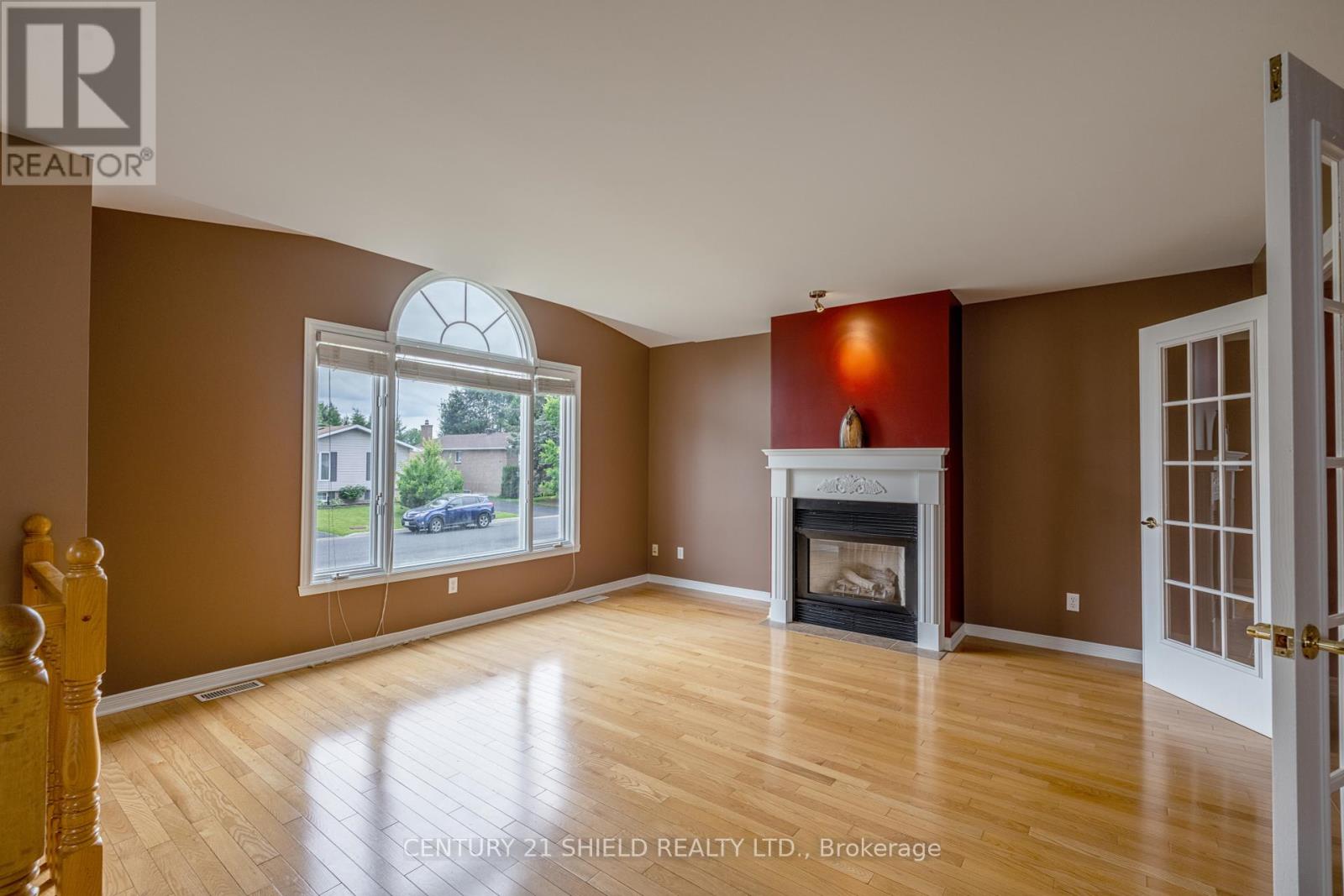 Photo 16 of 1861 Belvedere Crescent, Cornwall ON