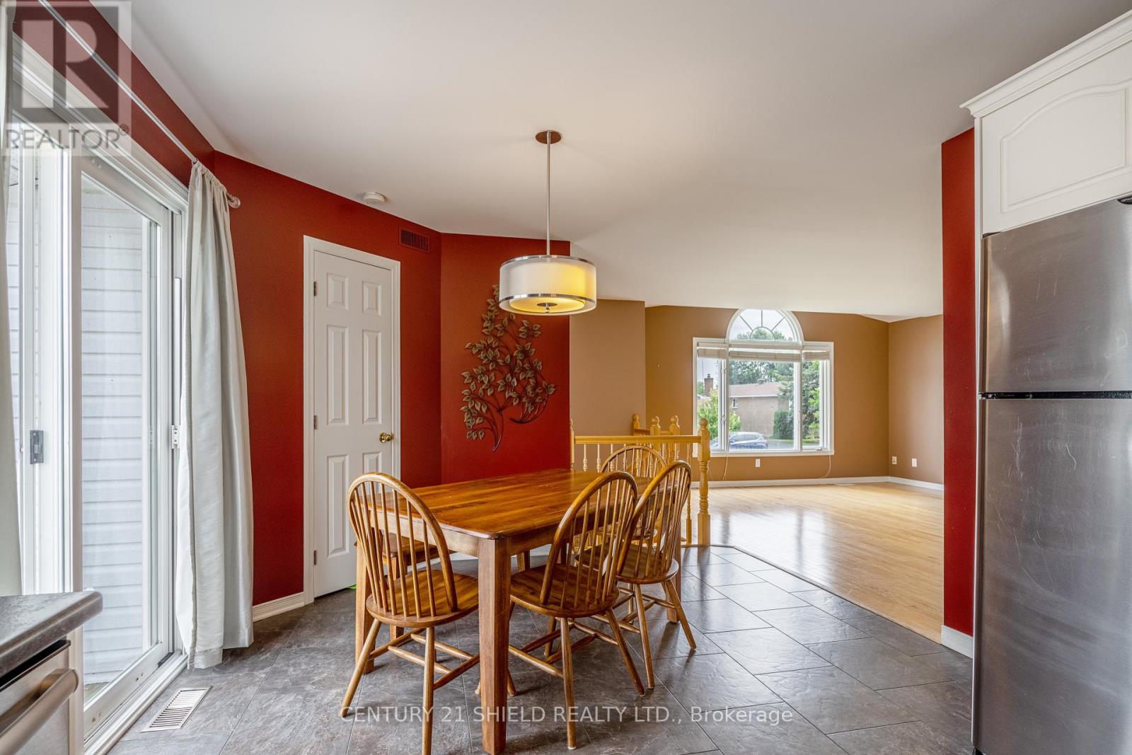 Photo 22 of 1861 Belvedere Crescent, Cornwall ON
