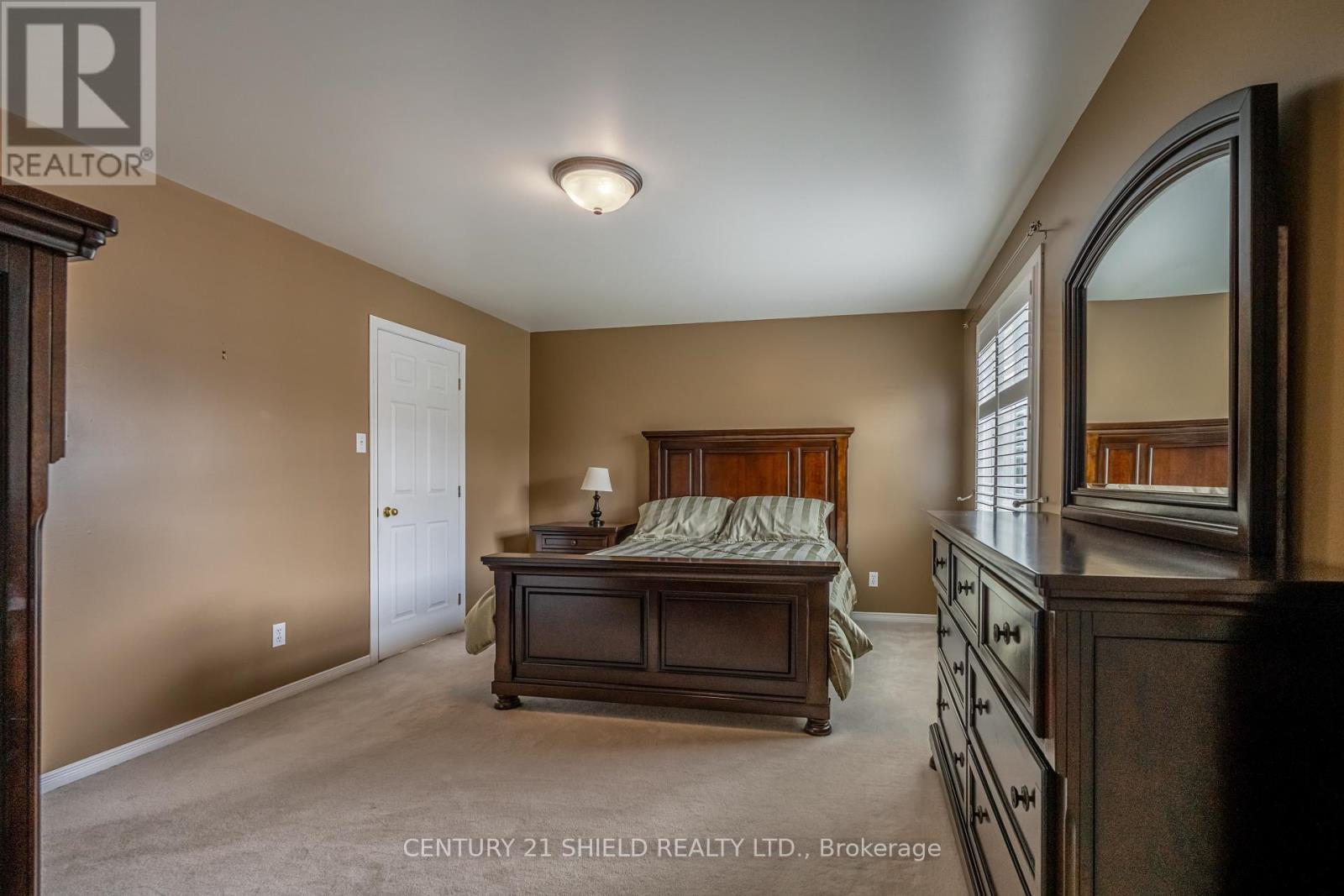 Photo 32 of 1861 Belvedere Crescent, Cornwall ON