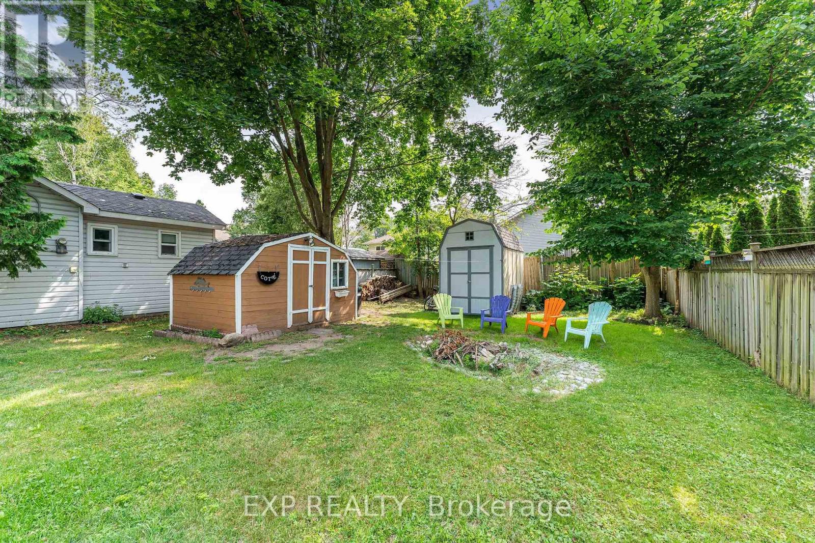 Photo 20 of 43 68th Street N, Wasaga Beach ON