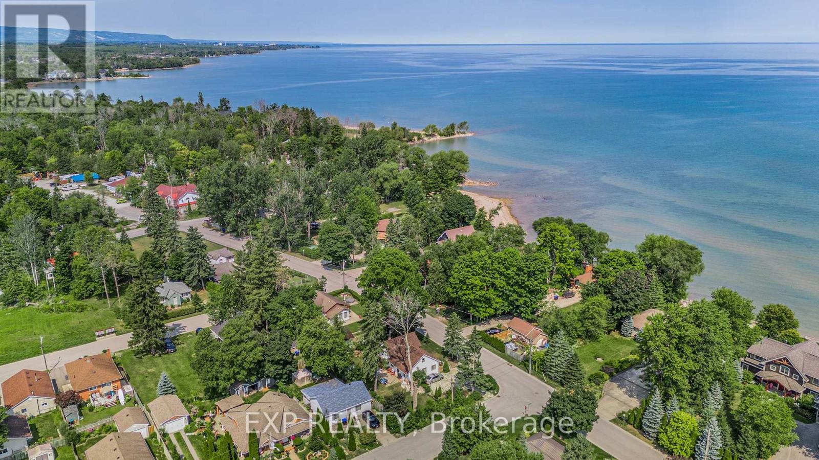 Photo 42 of 43 68th Street N, Wasaga Beach ON