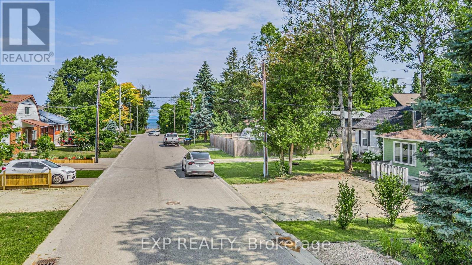 Photo 44 of 43 68th Street N, Wasaga Beach ON