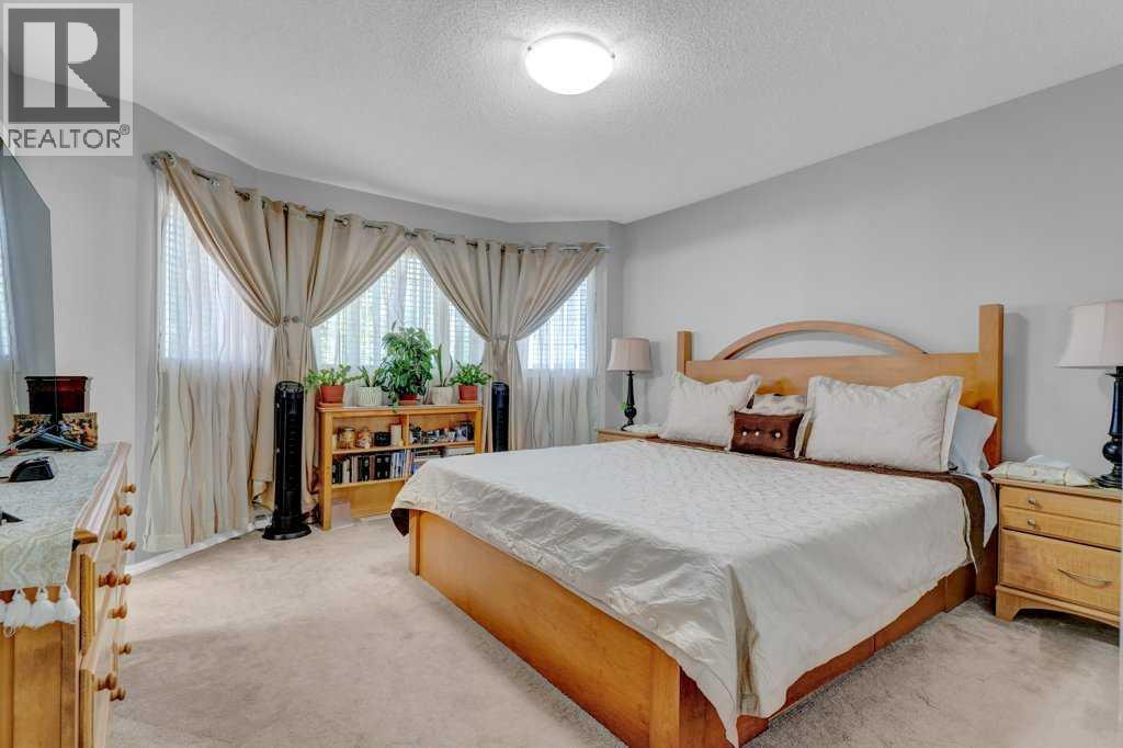Photo 16 of 241 Covemeadow Road Ne, Calgary AB