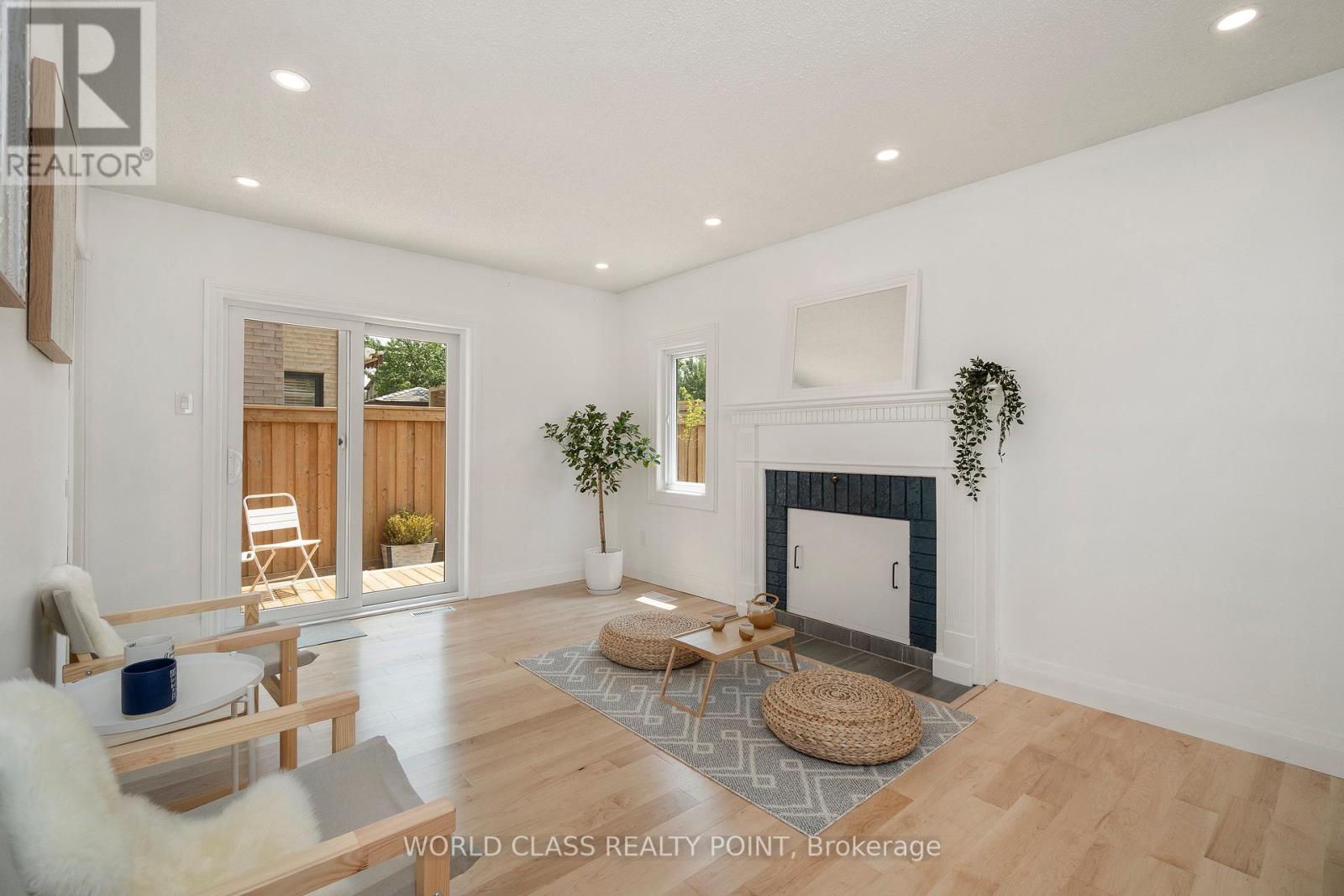 Photo 12 of 6548 Eastridge Road, Mississauga ON