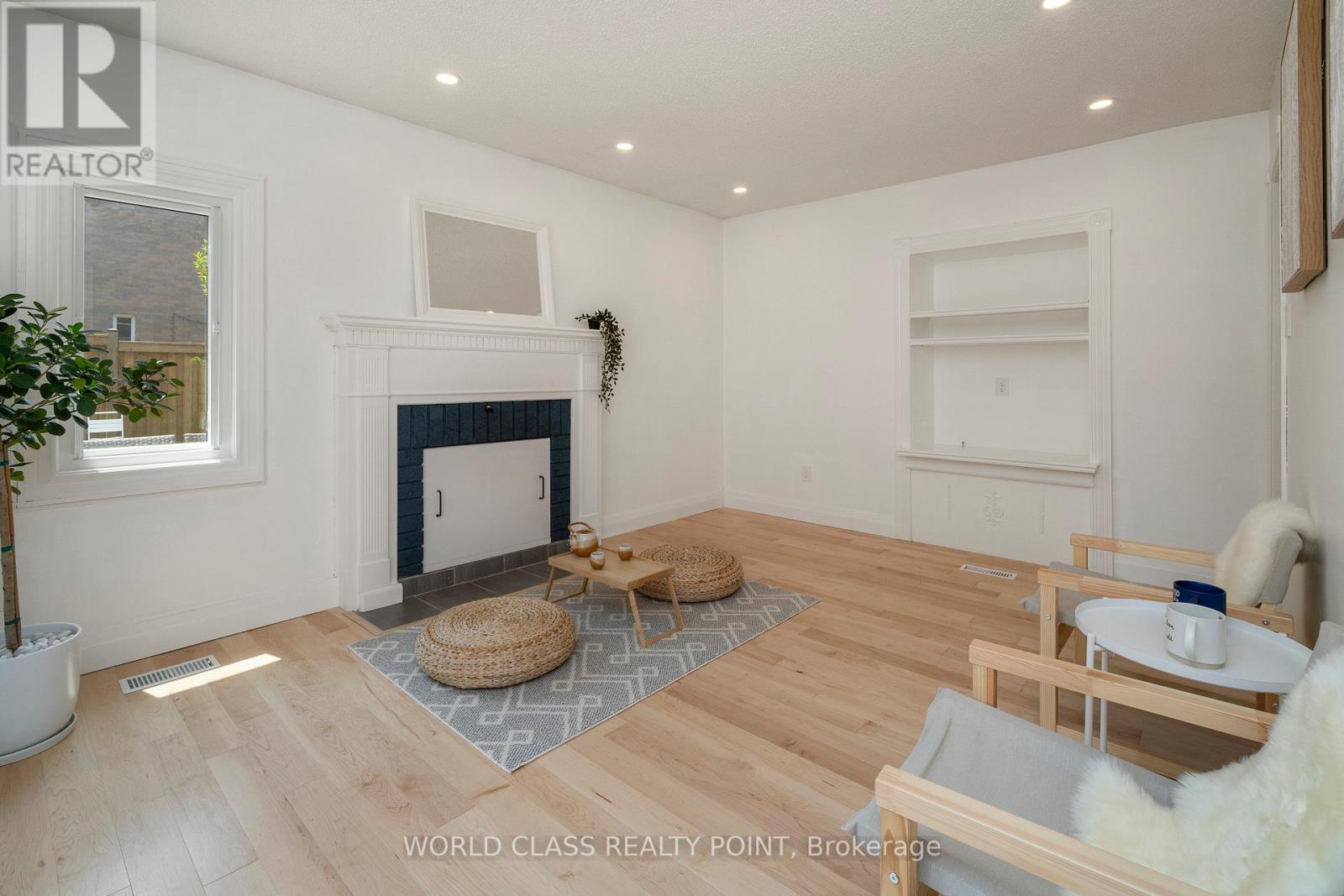 Photo 14 of 6548 Eastridge Road, Mississauga ON
