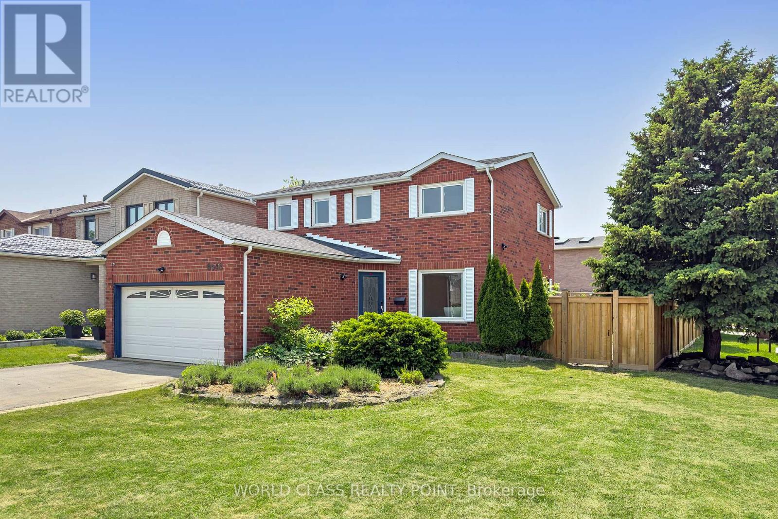 Photo 2 of 6548 Eastridge Road, Mississauga ON