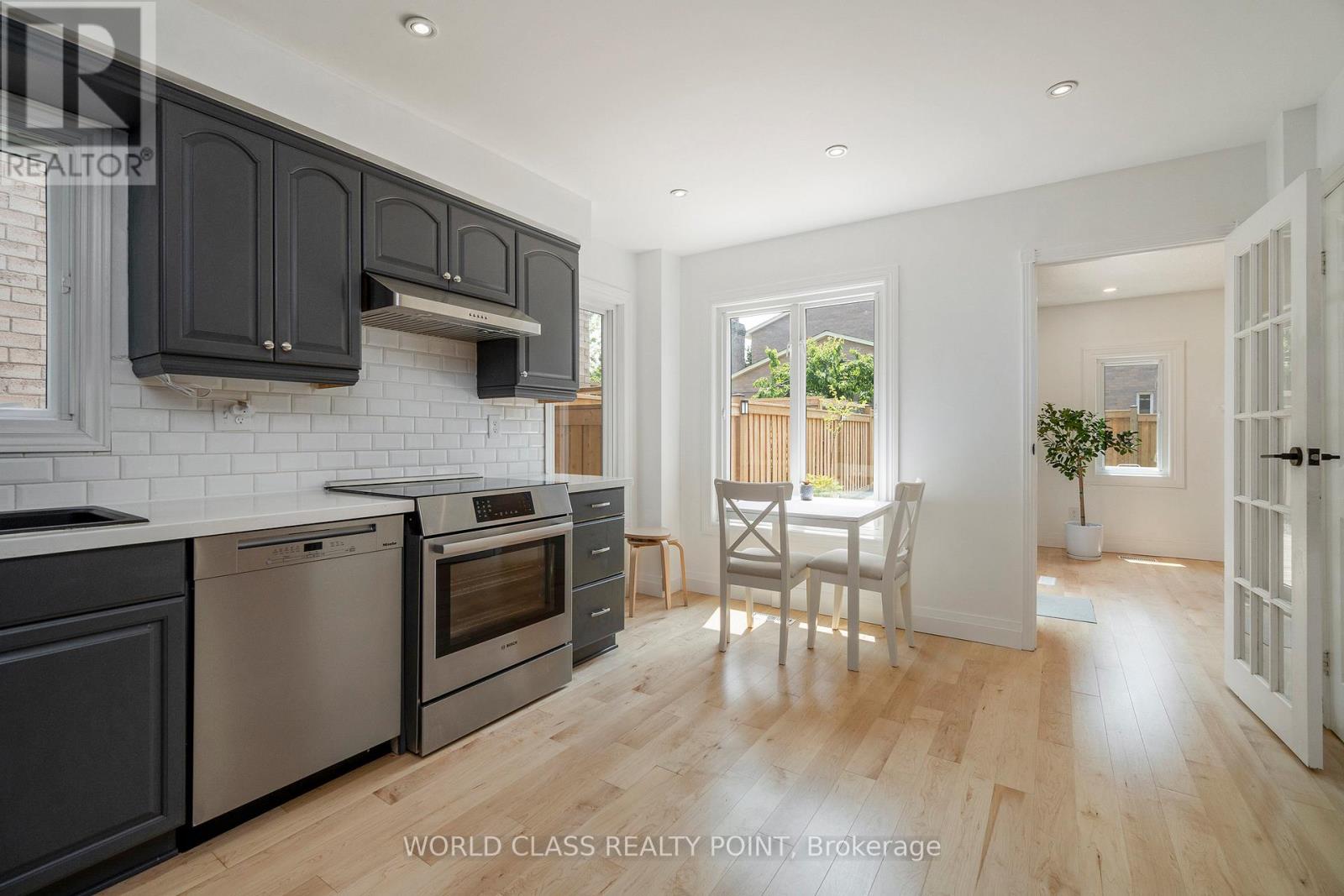 Photo 20 of 6548 Eastridge Road, Mississauga ON