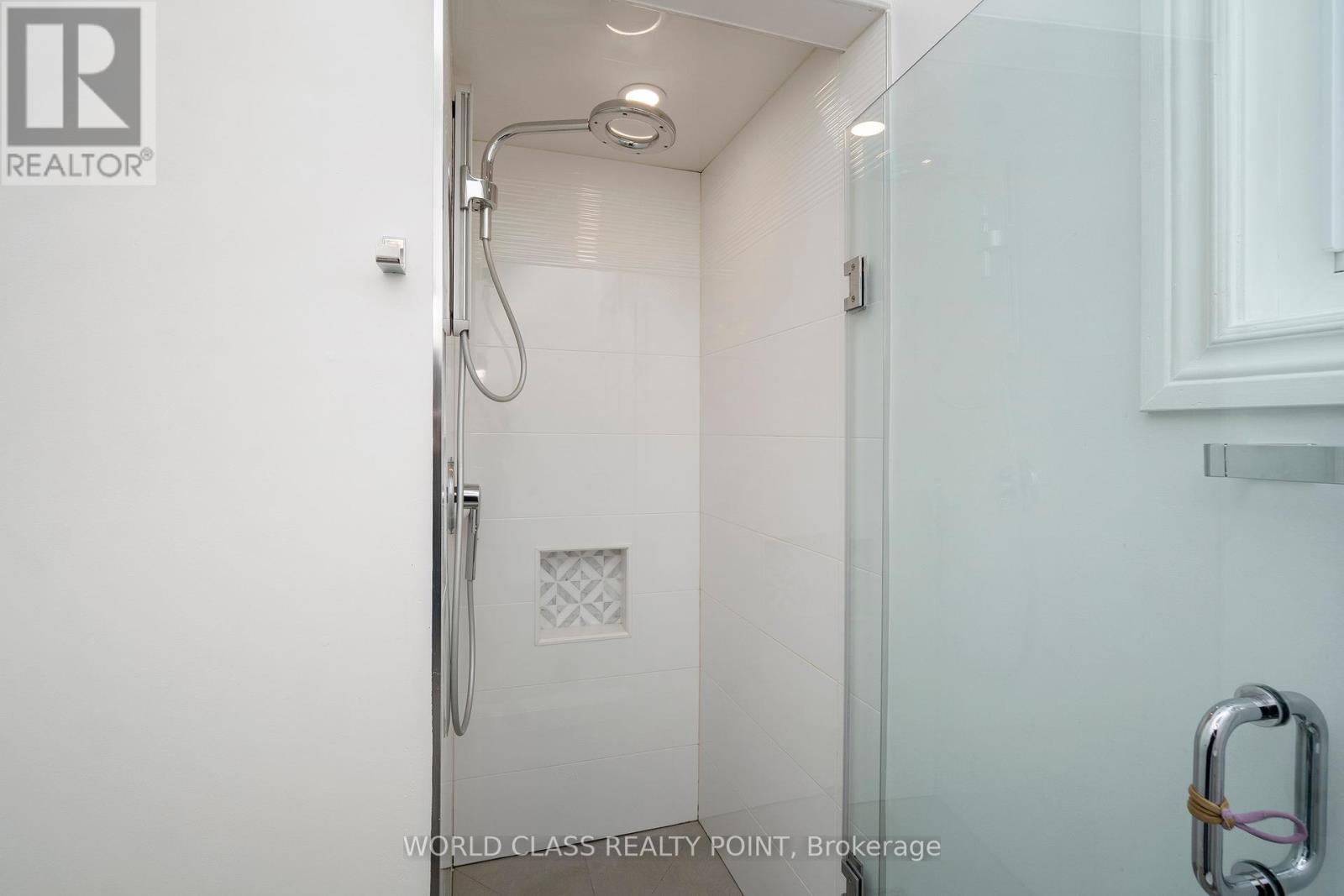 Photo 28 of 6548 Eastridge Road, Mississauga ON