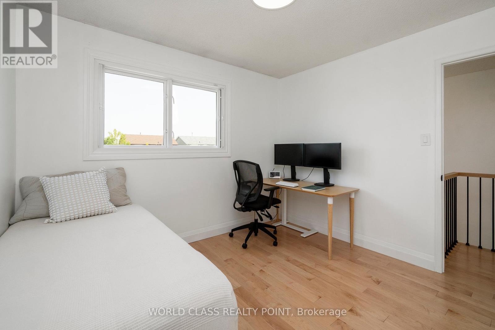 Photo 30 of 6548 Eastridge Road, Mississauga ON
