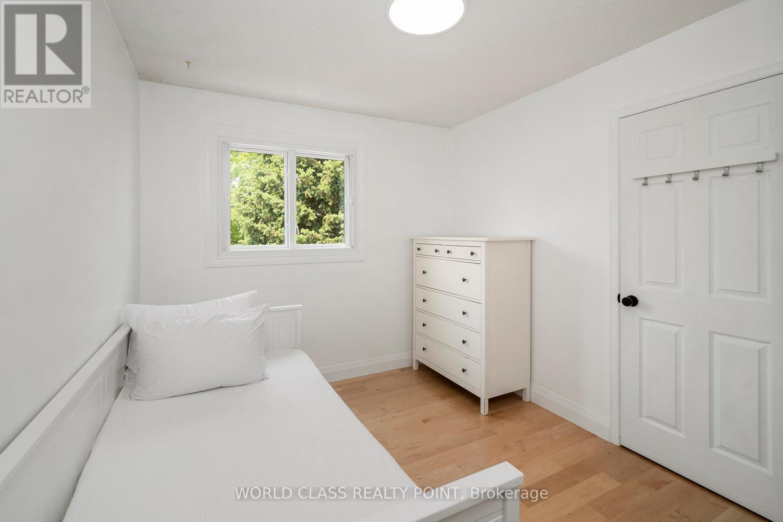 Photo 32 of 6548 Eastridge Road, Mississauga ON
