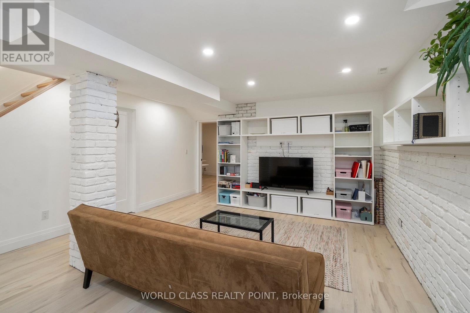 Photo 40 of 6548 Eastridge Road, Mississauga ON